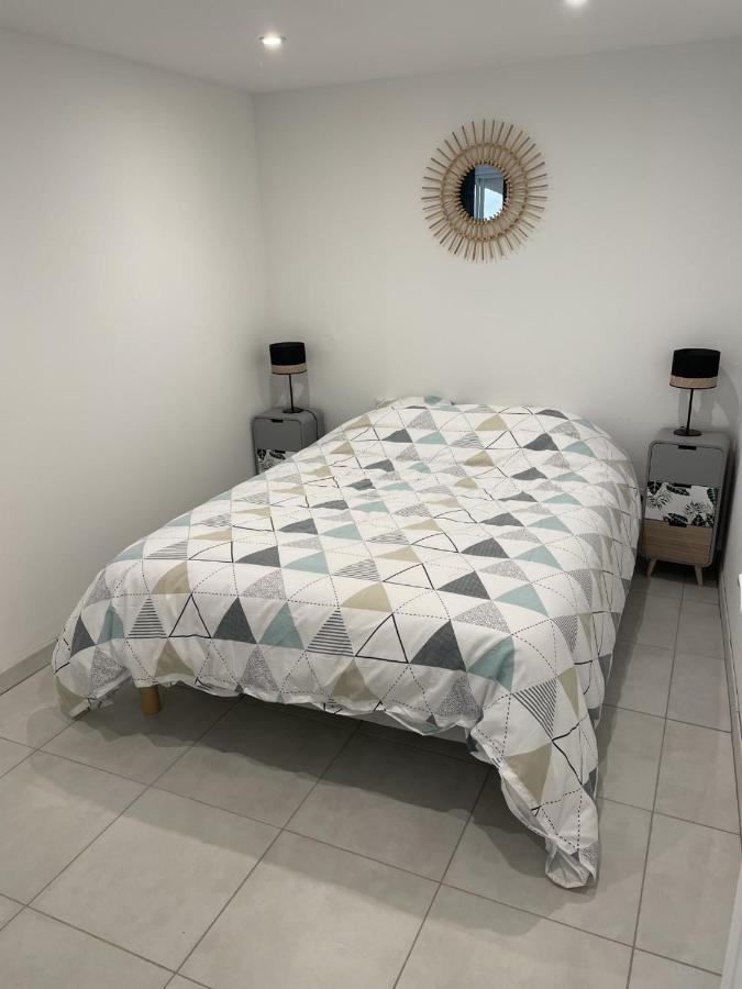 Appartement Climatise Avec Cour En Centre Ville Carpentras Dış mekan fotoğraf